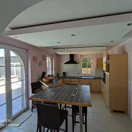 Сasa de vacaciones La Gerarie *